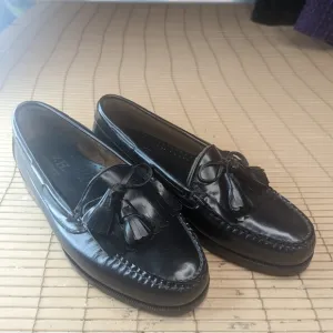 W.H. Prescott Men's Black Leather tassel kilt Loafers Dress Shoes Size 8.5W. new
