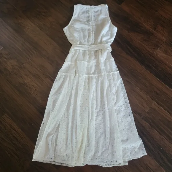 WHBM Eyelet Belted Midi Dress Off-White Size 12 Sleeveless Shirt Dress‎