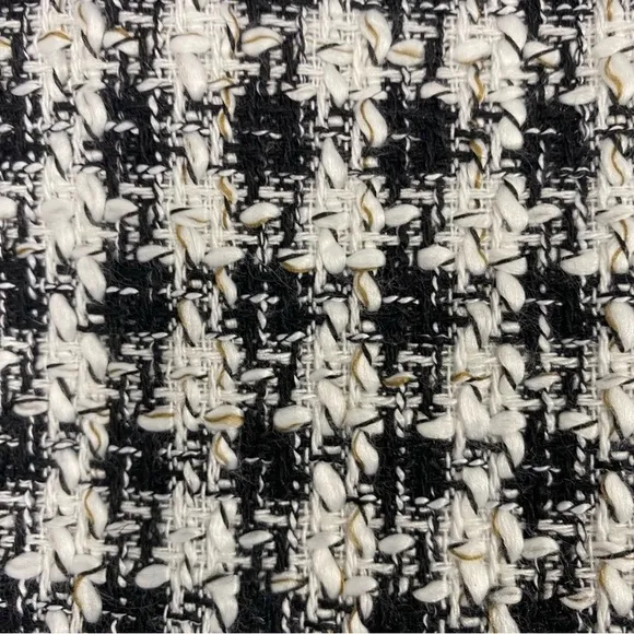 WHBM Houndstooth Boot Skirt