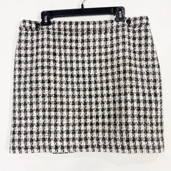 WHBM Houndstooth Boot Skirt