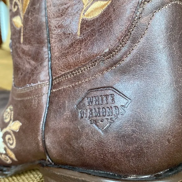 White Diamonds Leather Floral Embroidered snip toe cowboy boots