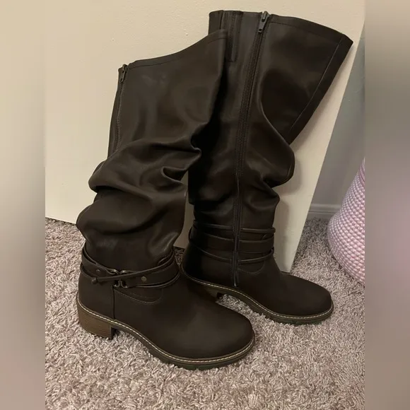 White Mountain Boots