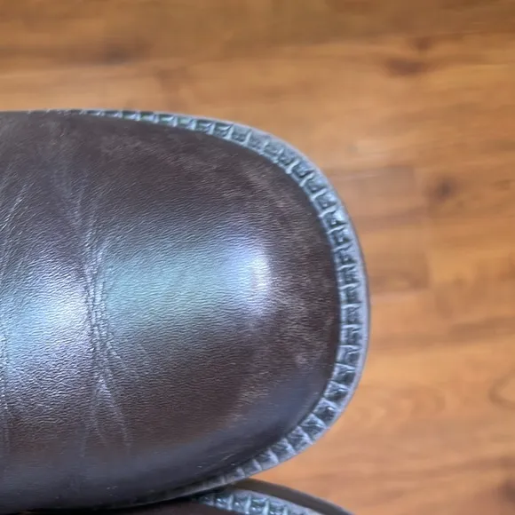 White Mountain Women’s Brown Leather Booties, size 7