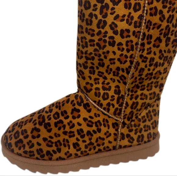 Wild Diva Classic Tall Boots Plush Faux Fur Slip-on Exposed Seam Leopard Shoes