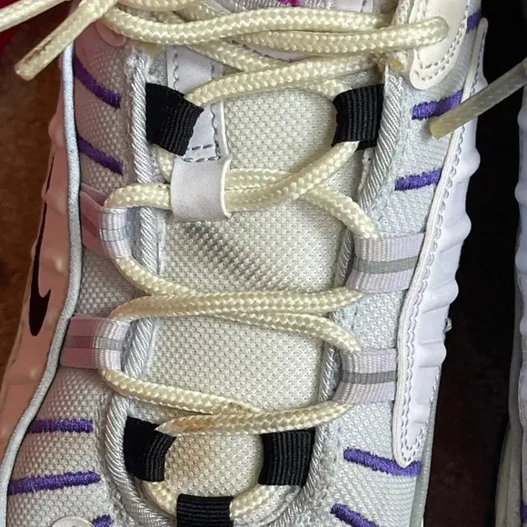 Wmns Air Max 98 'Football Grey athletic fashion sneakers