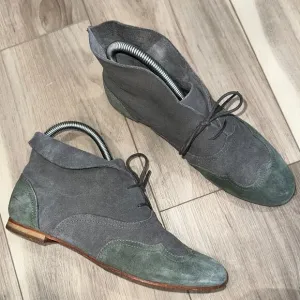 Wolverine 1000 mile bettula in blue gray suede wingtip chukka boots size 6.5