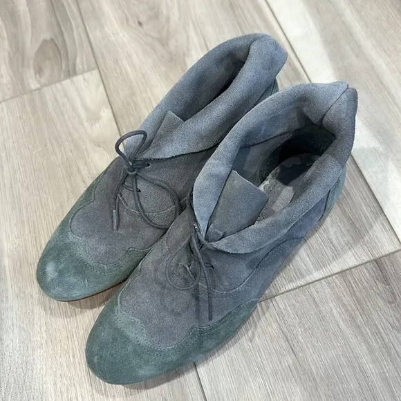 Wolverine 1000 mile bettula in blue gray suede wingtip chukka boots size 6.5