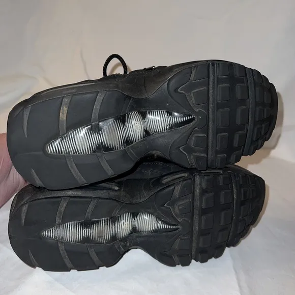 Women Size 7 US Nike Air Max 95 Triple Black Sneakers Retro Low Top Trainers