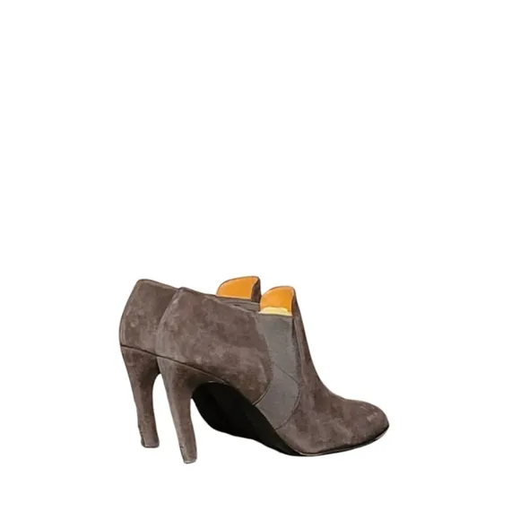Women Vintage Brown Suede Booties By Via Spiga Size 9.5M/Women Designer Boots/ W