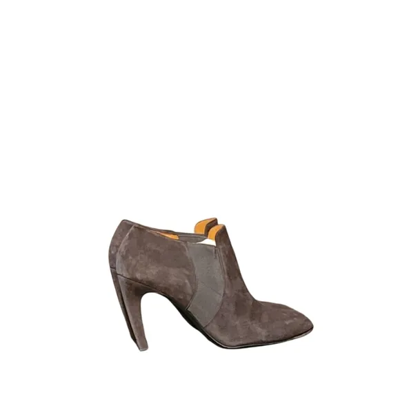 Women Vintage Brown Suede Booties By Via Spiga Size 9.5M/Women Designer Boots/ W