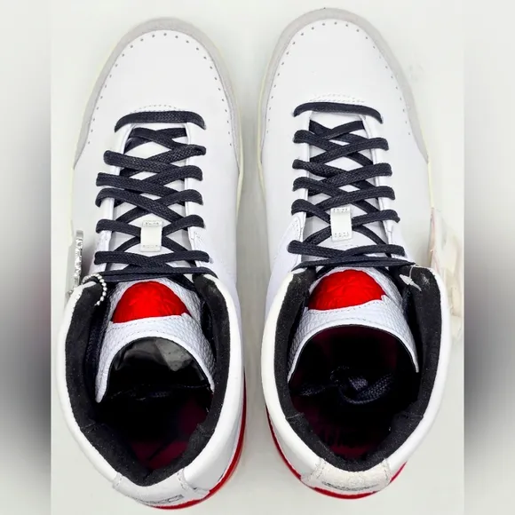 Women's Air Jordan 2 Retro SE &quot;Nina Chanel Abney&quot; Sneakers☆Size 10.5☆Men's 9.0☆