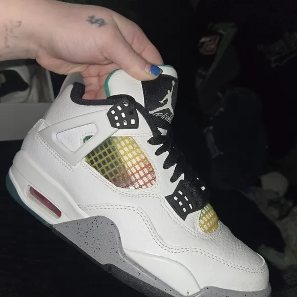 Womens Air Jordan 4 Retro Sneakers