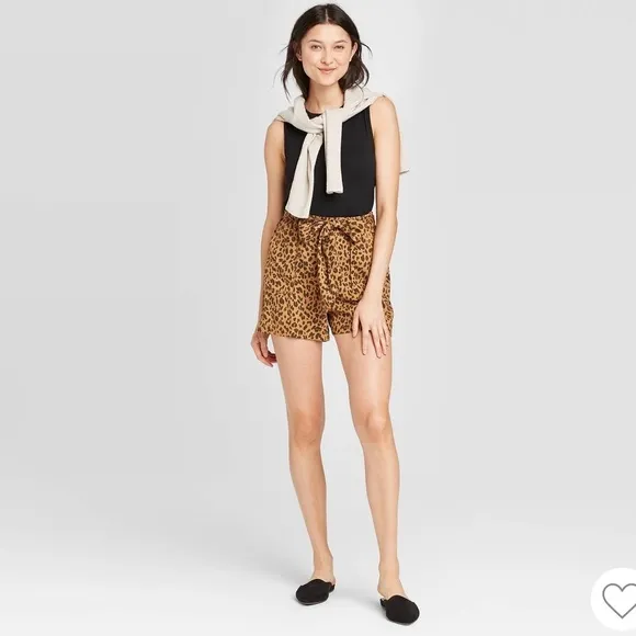 Women’s Animal Print High Rise Tie Waist Shorts