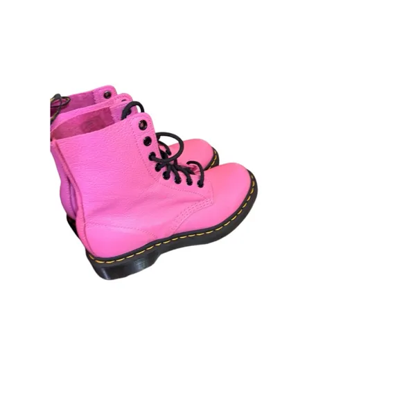 Women's Dr. Martens 1460 Pascal Boots Size 6 Thrift Pink Leather