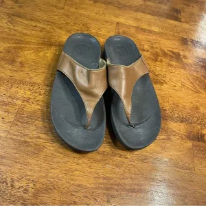 Women’s FitFlop Brown LULU Leather Toe-Post Sandals size 7