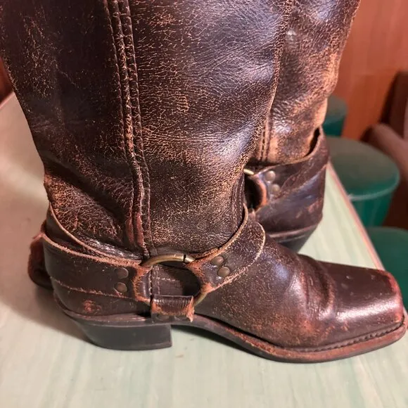 Womens Frye Distressed Brown Leather Harness Square Toe Boots 7.5 M 77305