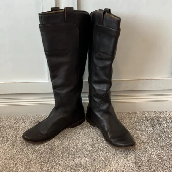 Women’s Frye Paige Tall Riding Boots 6.5 Dark Brown Classy Slip On