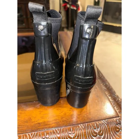 Women’s Hunter Refine Rubber Boots. Size 7