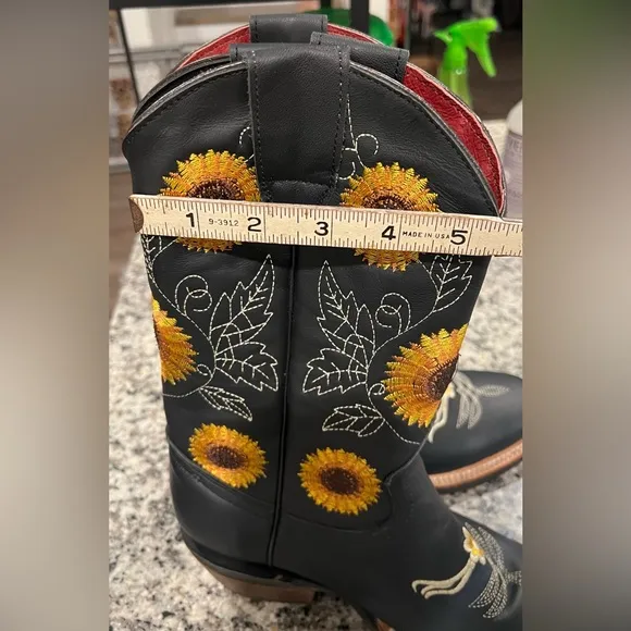 Women’s Leather Sunflowers Square Toe Embroidered Black Boots Handcrafted Sz 8
