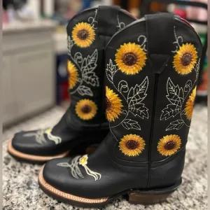 Women’s Leather Sunflowers Square Toe Embroidered Black Boots Handcrafted Sz 8