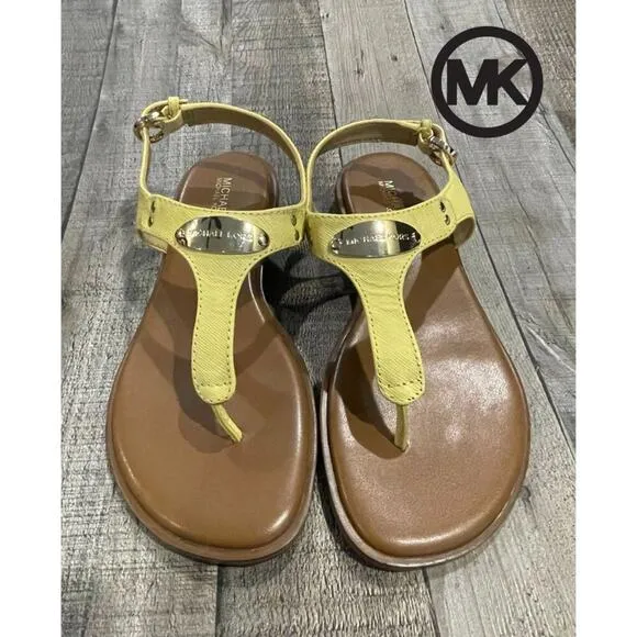 Women's Michael Kors Plate Flat Thong Sandals | Buttercup | 7