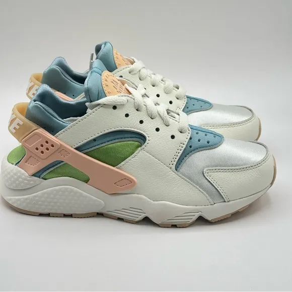 Women’s Nike Air Huarache SE Orange Blue Green Sneakers Retro DQ0117-100 Sz 6.5