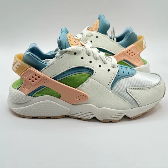 Women’s Nike Air Huarache SE Orange Blue Green Sneakers Retro DQ0117-100 Sz 6.5