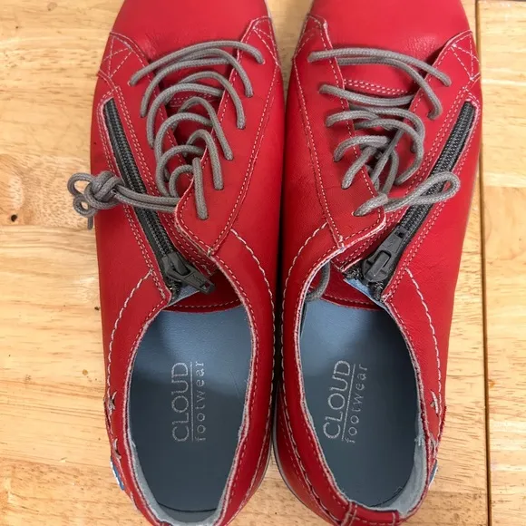 Women’s Red and Gray aika fashion Low-Top Sneakers with Zipper size 39(8)