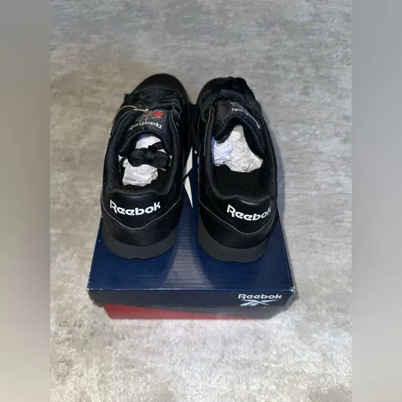 Women’s Reebok Classic Leather Sneaker - 9M