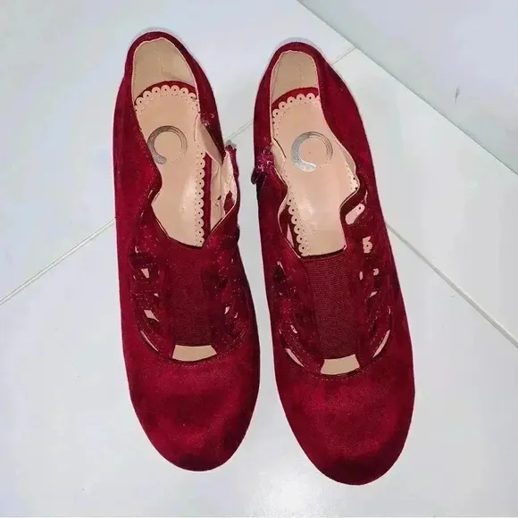Women's  Retro Cutout Ankle Boots Slip On Pumps Red open front style size  7.5.