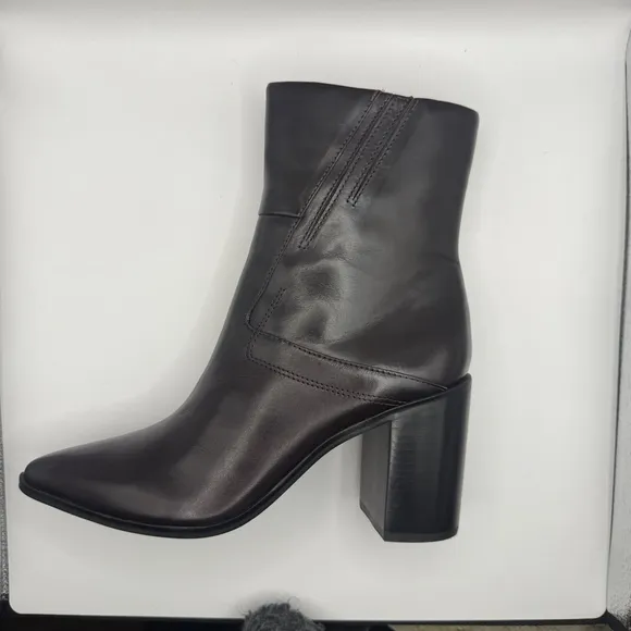 Women's SARTO Black Leather Booties Size 8M