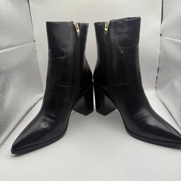 Women's SARTO Black Leather Booties Size 8M