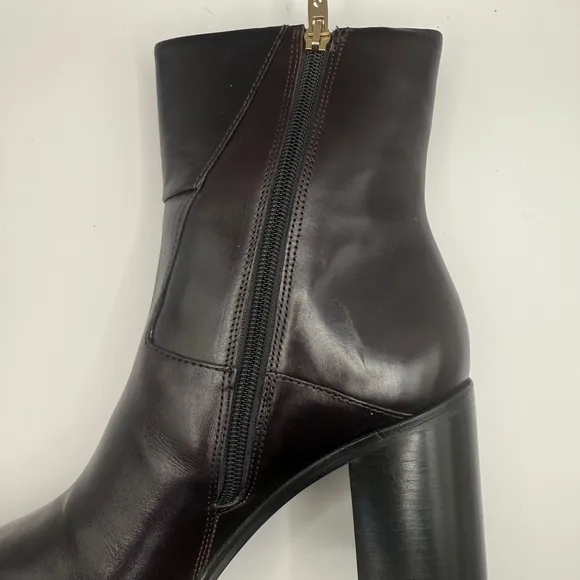 Women's SARTO Black Leather Booties Size 8M