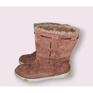 Women's size 8 UGG Australia Russet Suede Sheepskin Boots Brown