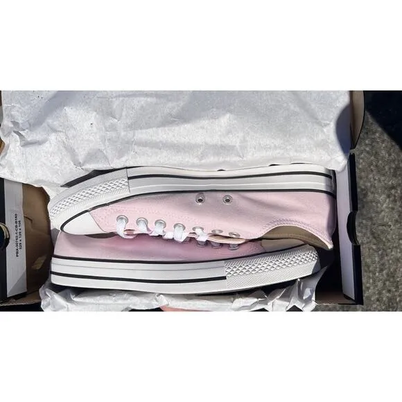 Women’s Sz 10.5 New Converse Chuck Taylor All Star Lo Sneaker Pink Foam Low Tops
