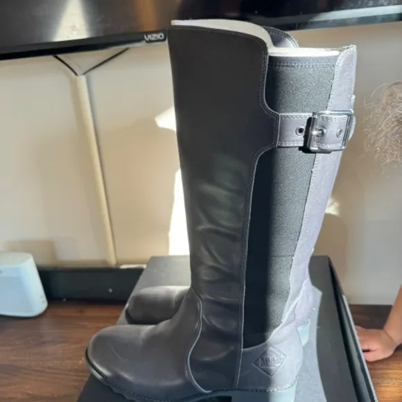 Women’s tall boots