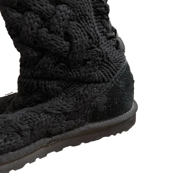 Women’s Ugg Isla Bow Boots Black Knit Suede Slip On