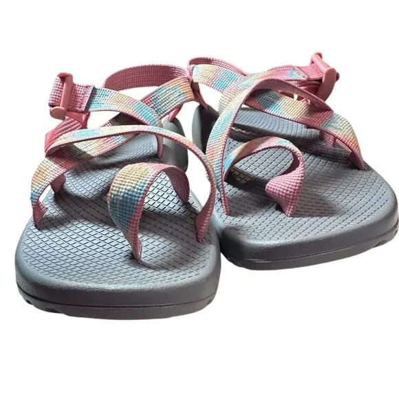 Women’s Z2 Classic Sandal Aerial Rosette Colorful Strappy Sandals size 7 NWT