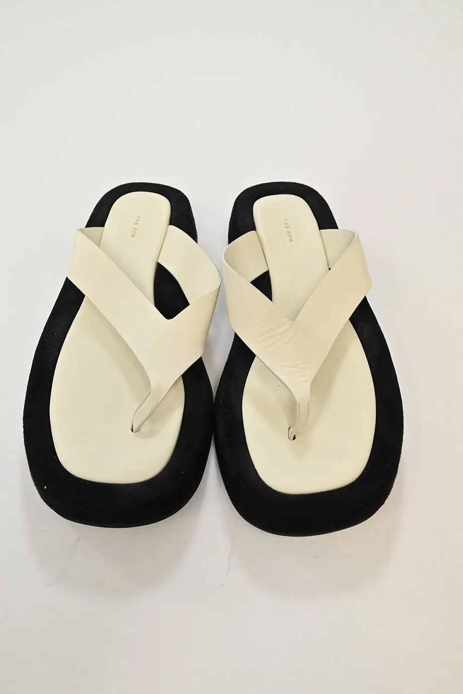 [WS6463] The Row | Flat sandals