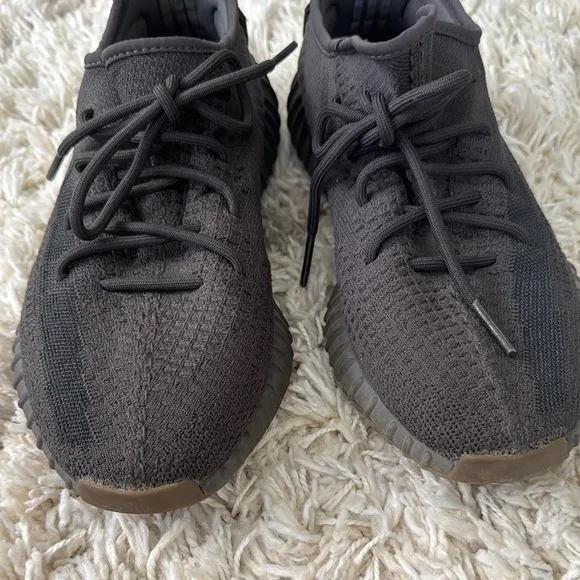 YEEZY Boost 350 V2 Black Sneakers