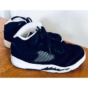 Youth Jordan 5 Retro (PS) Moonlight Sneakers, Size 1Y