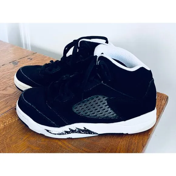 Youth Jordan 5 Retro (PS) Moonlight Sneakers, Size 1Y