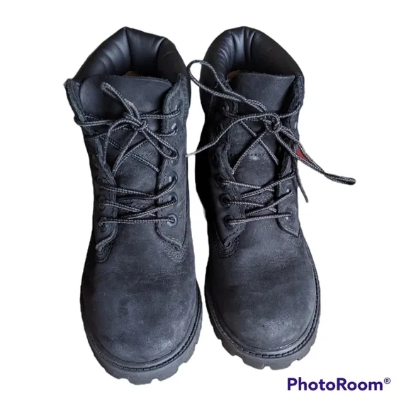 Youth Timberland Classic 6&quot; Boots size: 1.5​​​​​