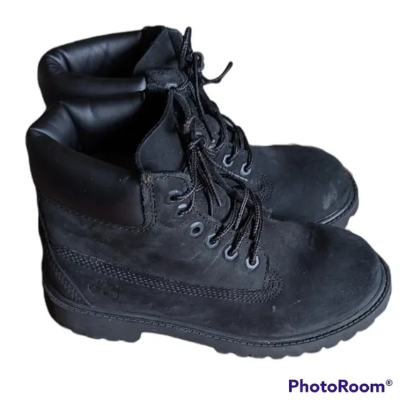 Youth Timberland Classic 6&quot; Boots size: 1.5​​​​​