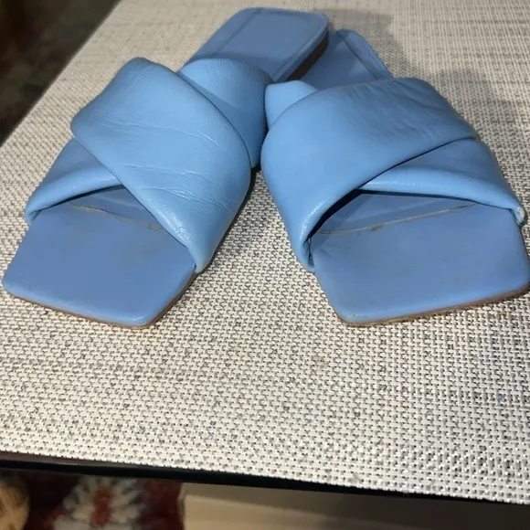 Zara Flat Padded Square Toe Sandals, Blue, Sz 36, pre loved 🥰
