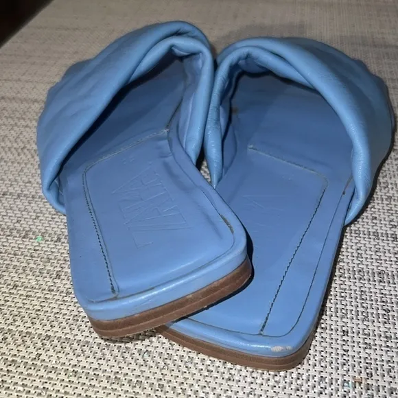 Zara Flat Padded Square Toe Sandals, Blue, Sz 36, pre loved 🥰