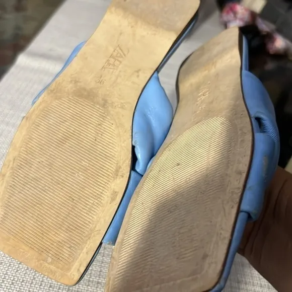 Zara Flat Padded Square Toe Sandals, Blue, Sz 36, pre loved 🥰