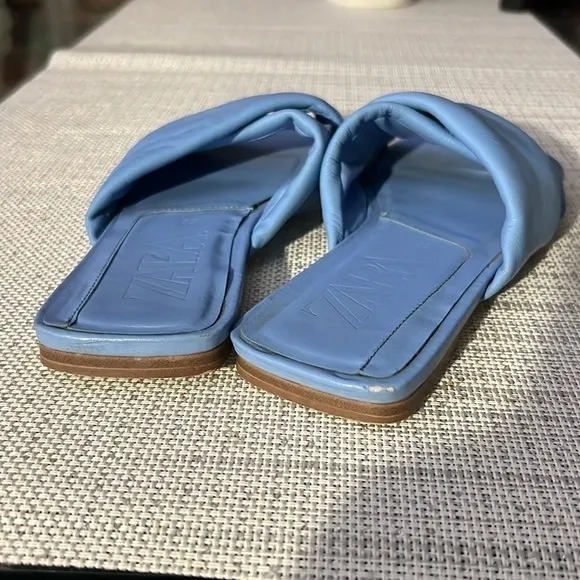 Zara Flat Padded Square Toe Sandals, Blue, Sz 36, pre loved 🥰