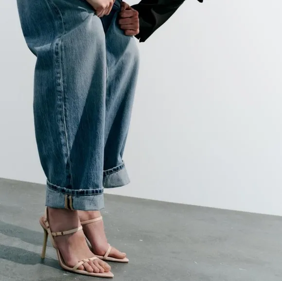 ZARA HIGH HEELED FABRIC SANDALS