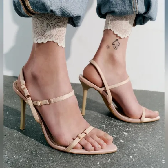ZARA HIGH HEELED FABRIC SANDALS